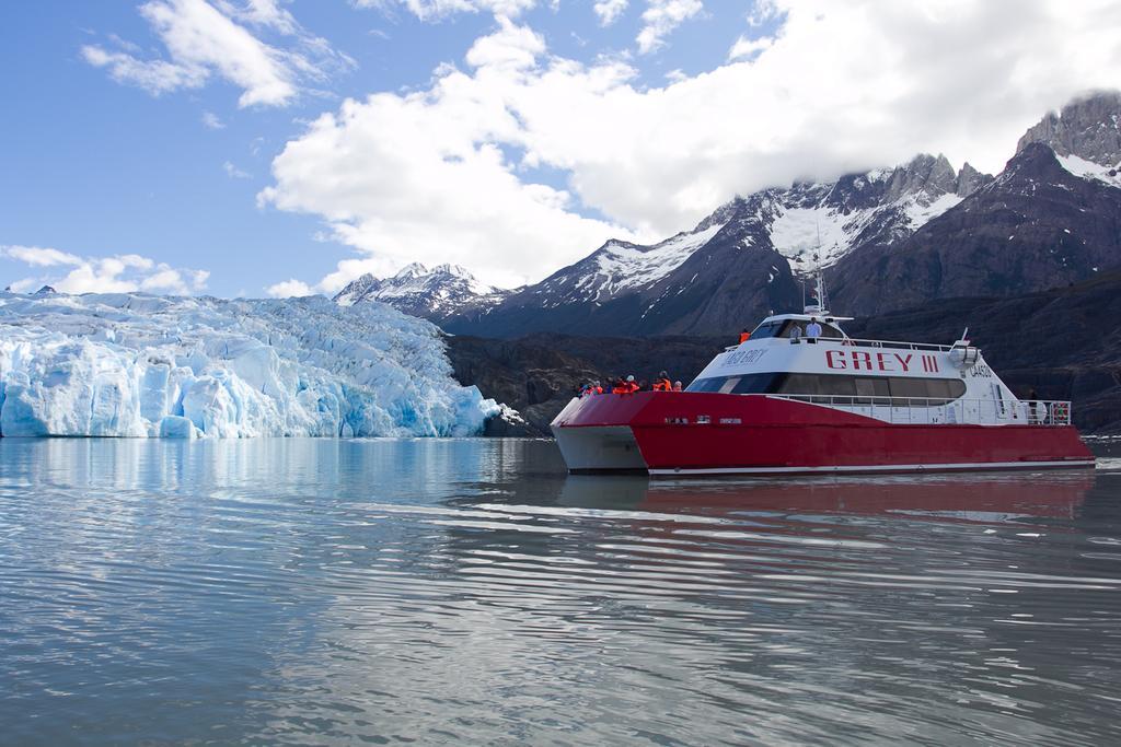 Hotel Lago Grey Torres del Paine National Park Exterior photo